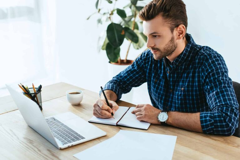 Should I Join a Health Coach School Online?