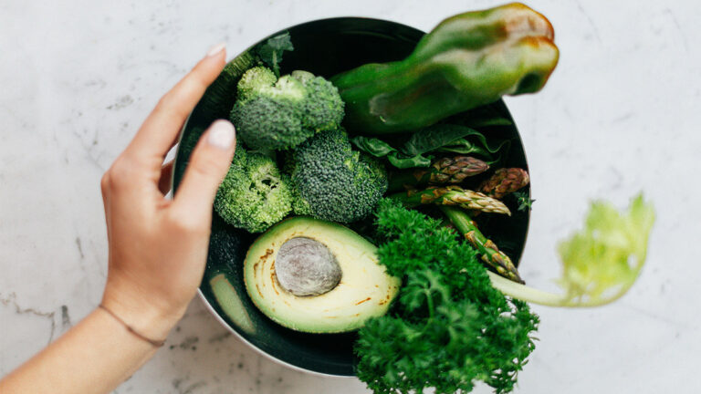 nourishing-bowl-of-green-vegetables