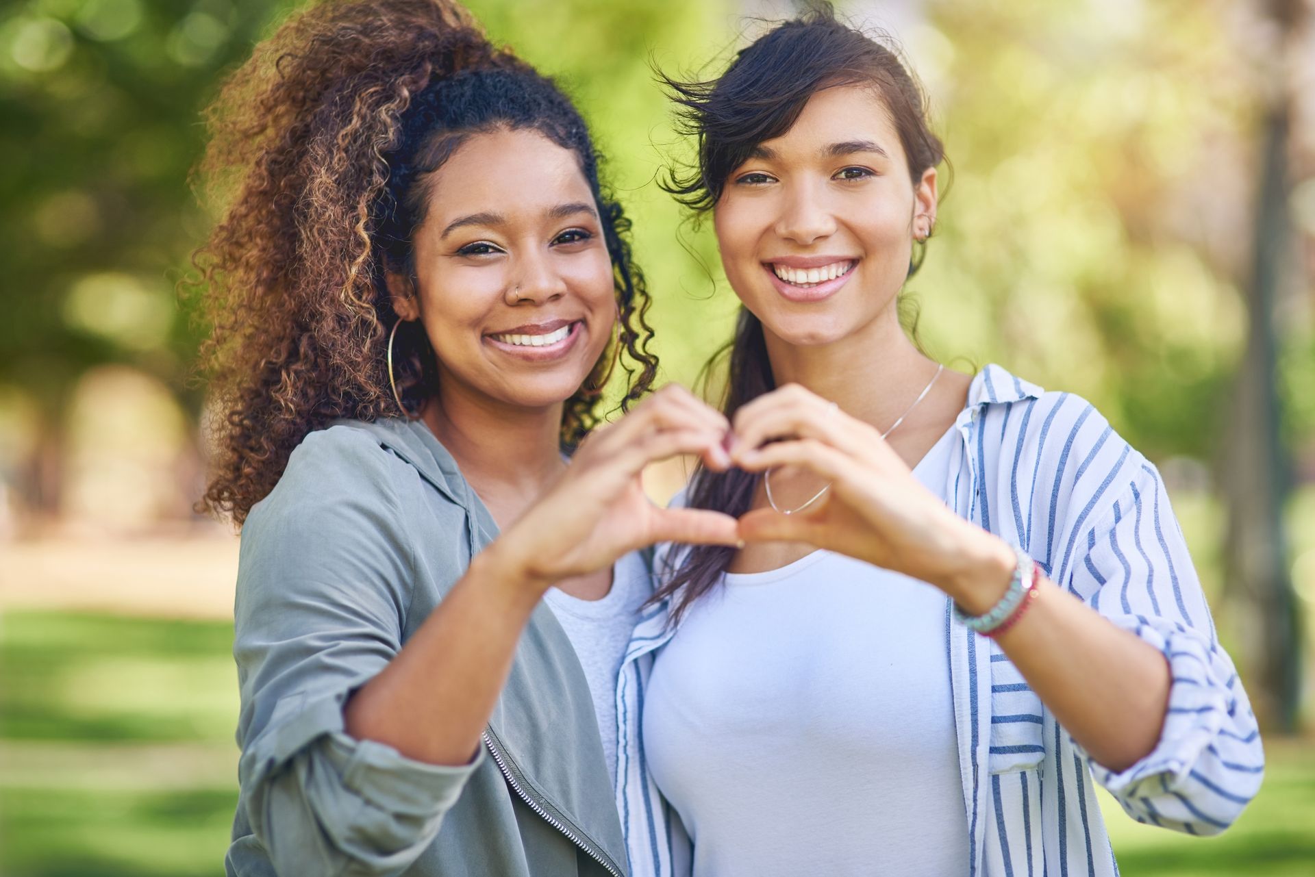 Top Habits to Cultivate Stronger Friendships